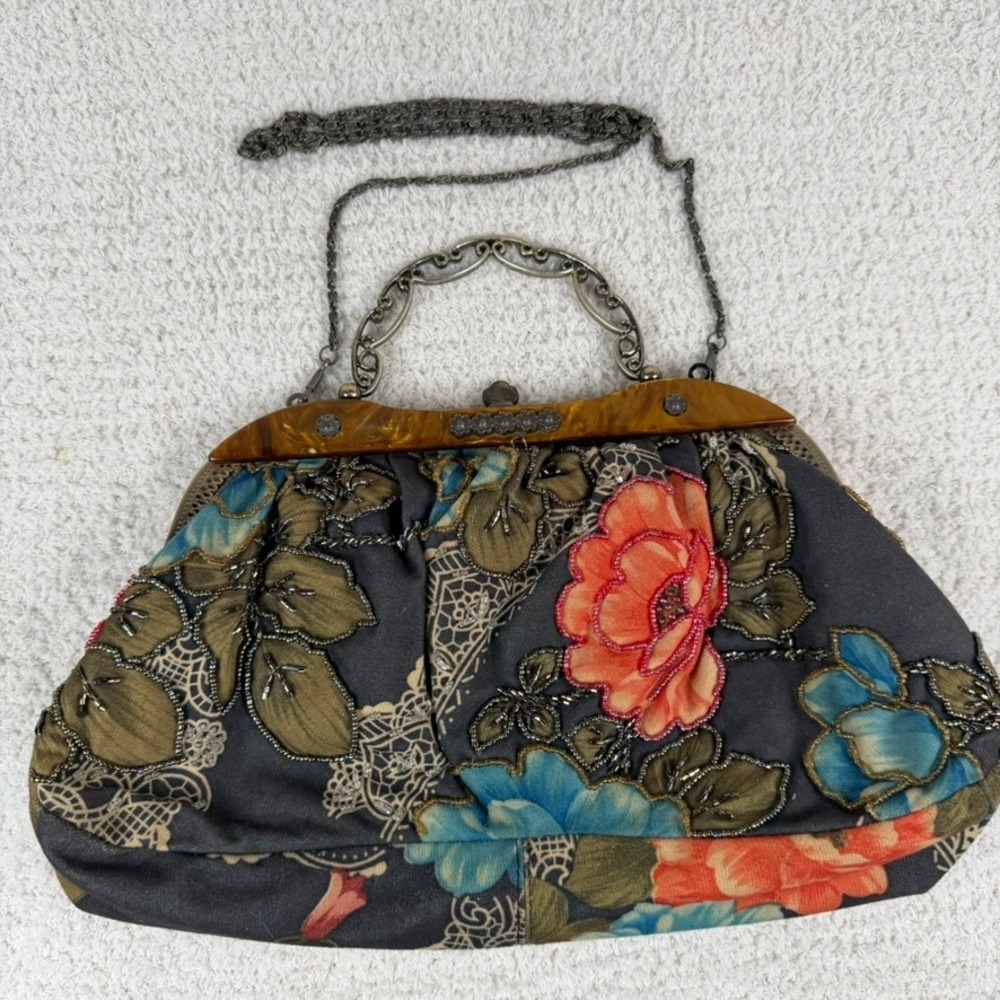 Vintage Style Beaded Floral Handbag Tortoiseshell Frame Kiss Lock Crossbody Bag